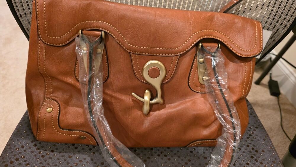 Toscana Italian Light Brown Faux Leather Shoulder w Goldtone Accents Handbag New